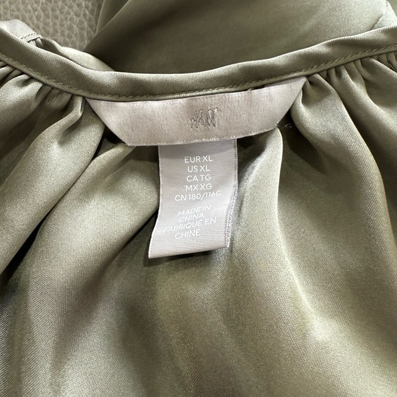 Elegant Olive Green Women's Top Size XL - Picture 5 of 7